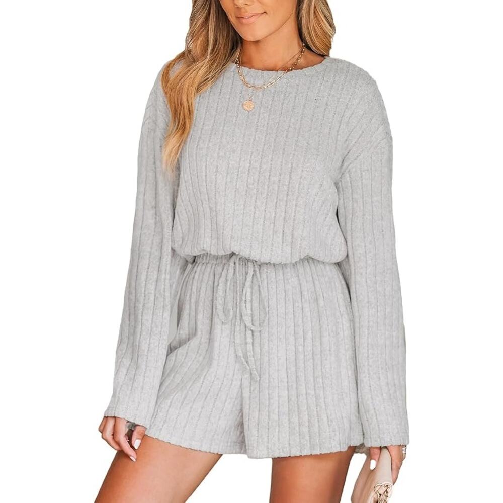 NWT Cupshe Light Grey Long sleeve Short pants Romper Size Medium